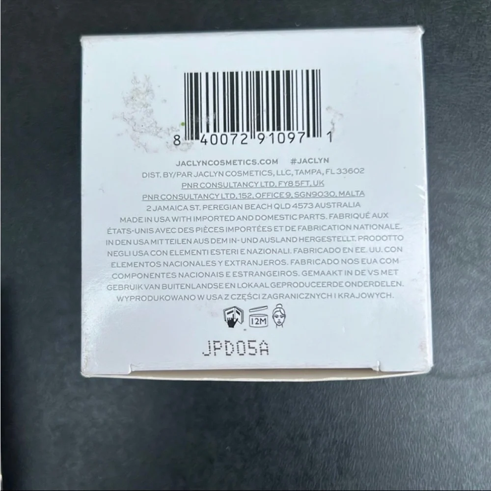 Jaclyn Cosmetics em calming